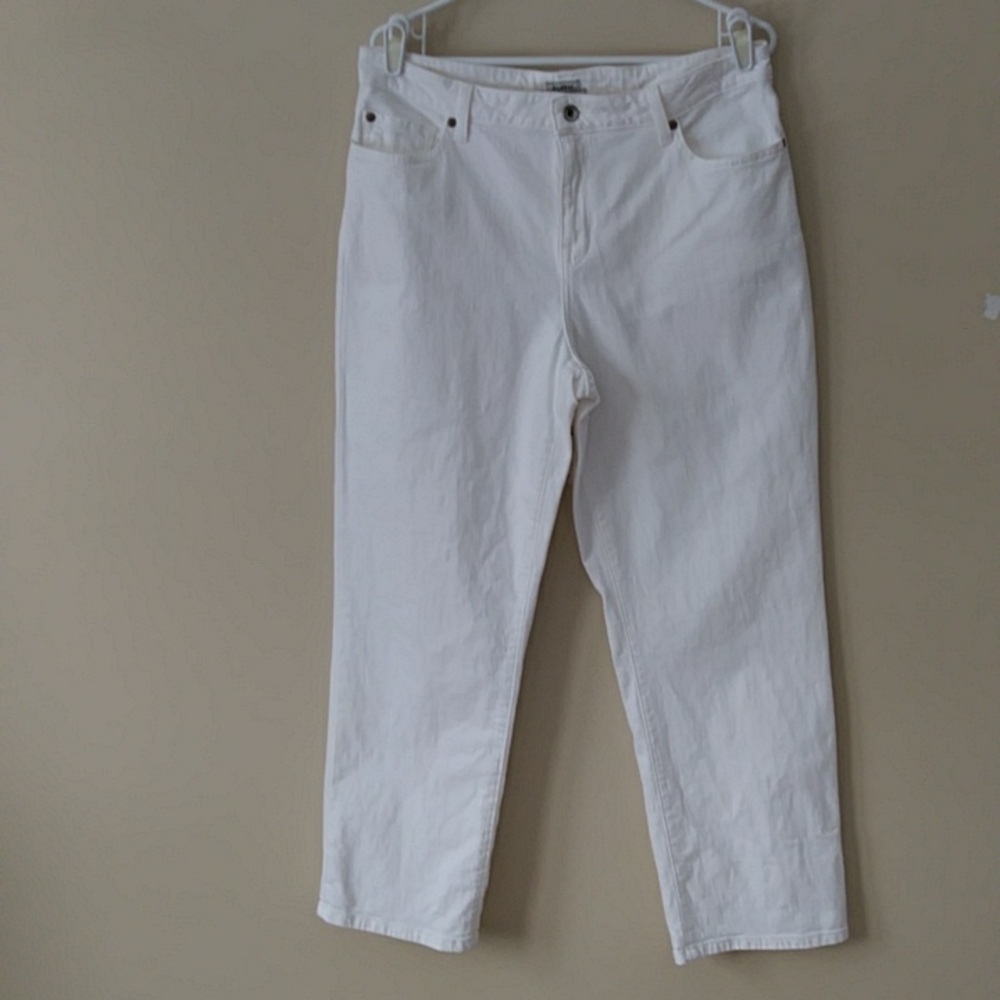 L.L. Bean Classic Fit Jeans 14P White